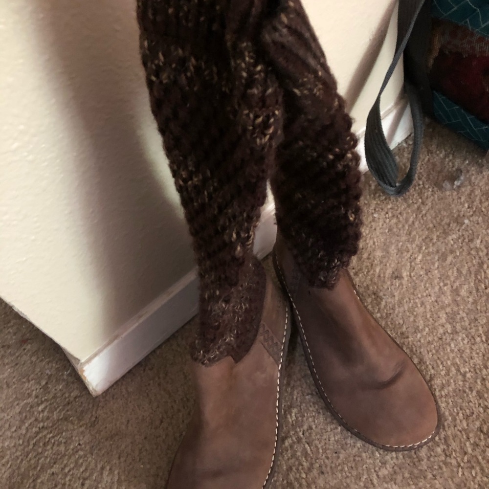 Brown boots